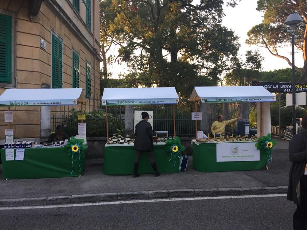 Bancarelle del tour Il Buono Di