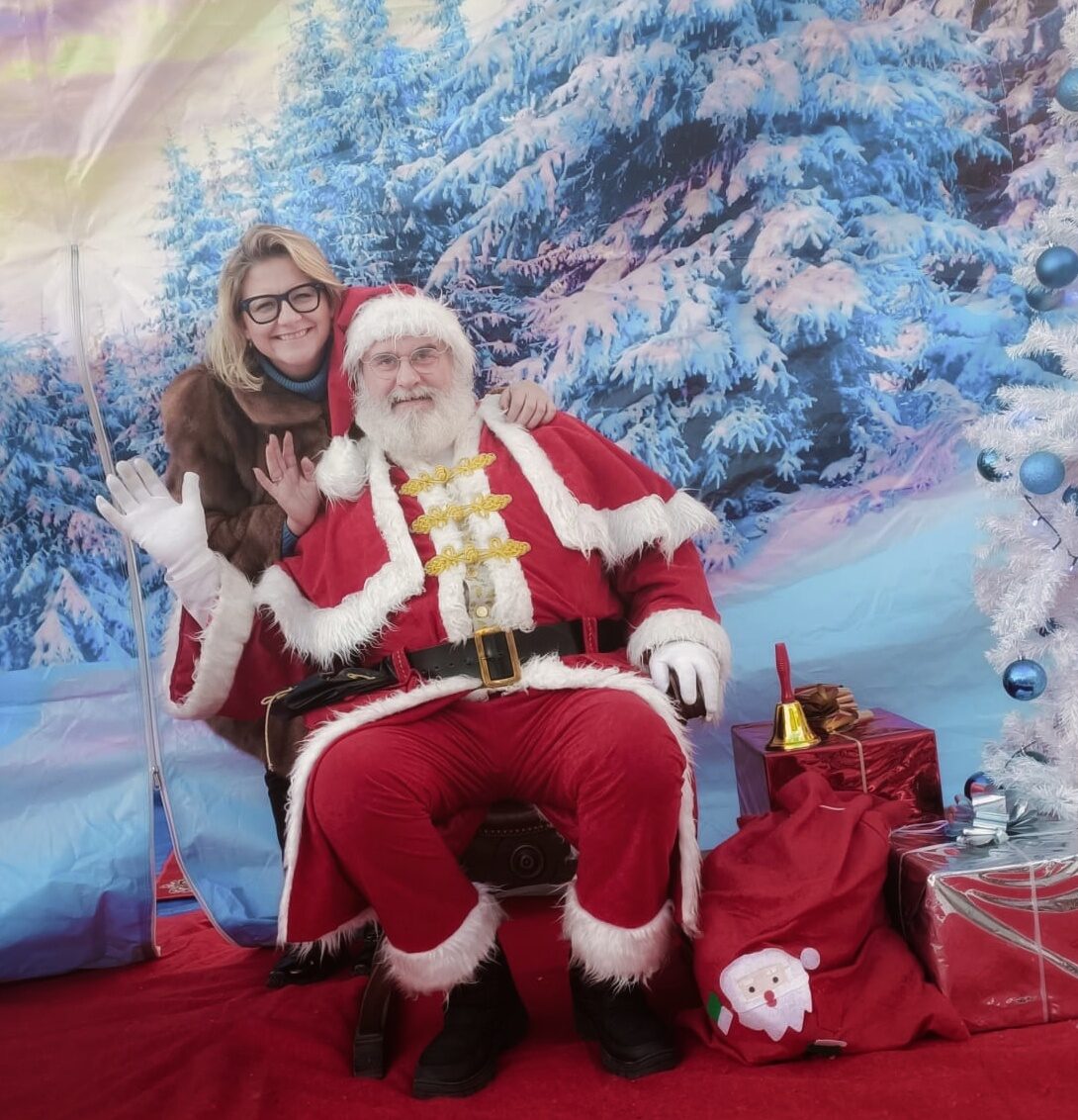 Animazione con Babbo Natale al mercatino