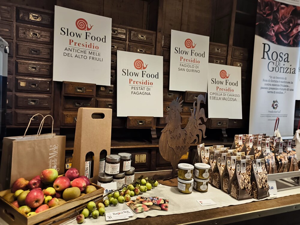 Prodotti dei Presìdi Slow Food esposti allo stand della Condotta di Gorizia